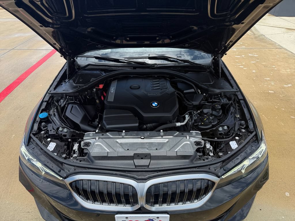 Used 2023 BMW 330i Sedan w/ Convenience Package RWD image 19