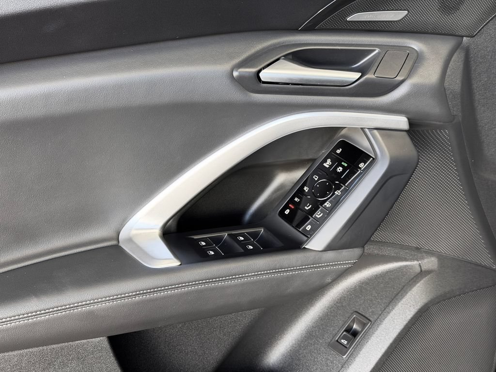Certified 2025 Audi Q5 Premium w/ Premium Plus AWD/4WD image 22