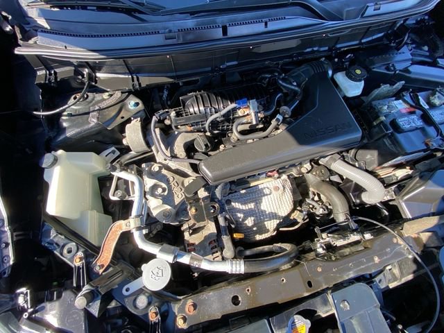 Used 2018 Nissan Rogue S image 28