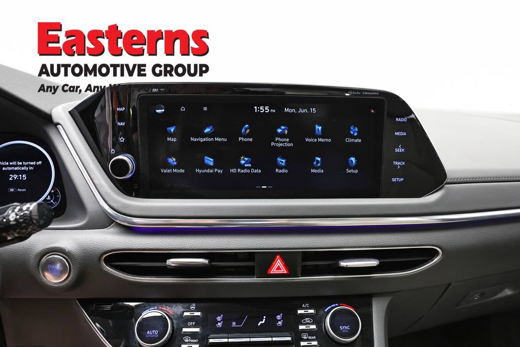 Used 2021 Hyundai Sonata Limited w/ Winter Weather Package FWD image 11