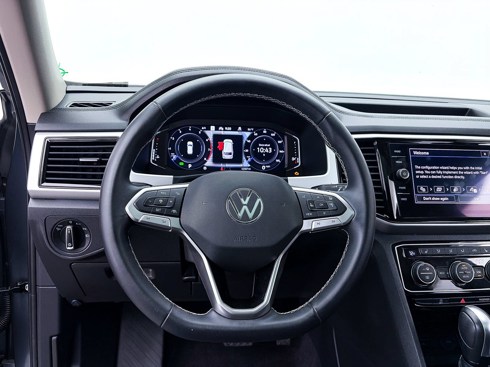 Used 2022 Volkswagen Atlas SEL AWD/4WD image 29