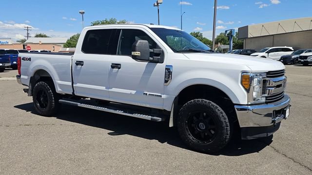 Used 2017 Ford F250 XLT AWD/4WD image 2