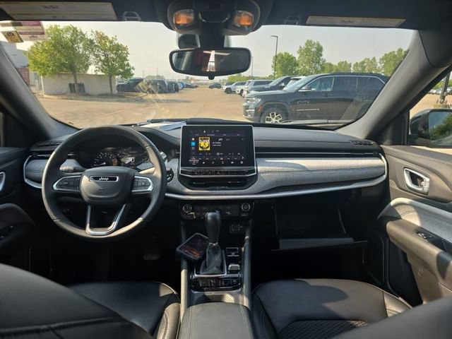 Certified 2023 Jeep Compass Latitude AWD/4WD image 9
