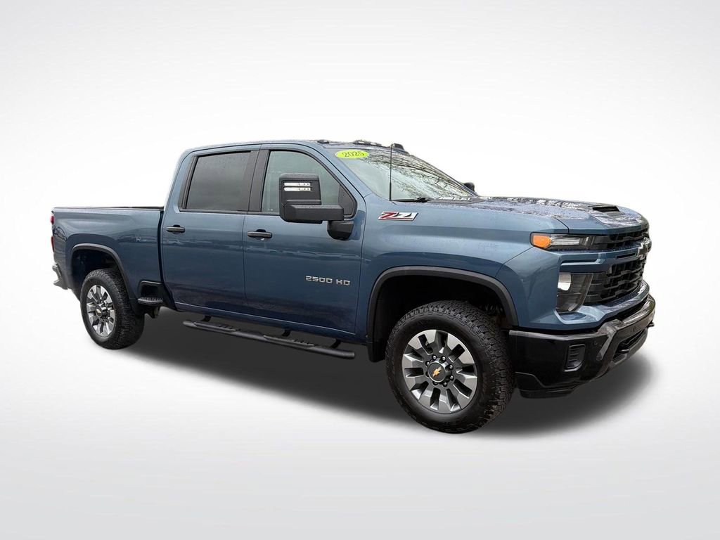 Used 2025 Chevrolet Silverado 2500 Custom w/ Custom Value Package AWD/4WD image 8