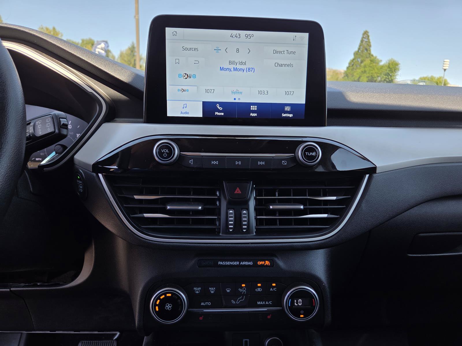 Used 2020 Ford Escape SE FWD image 25