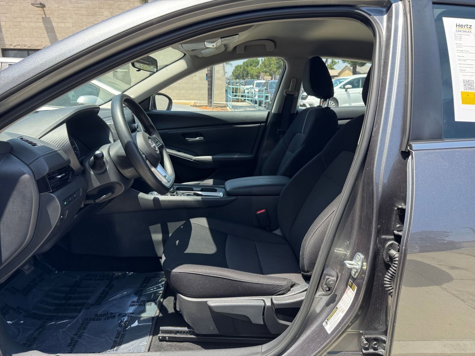 Used 2025 Nissan Sentra SV FWD image 25