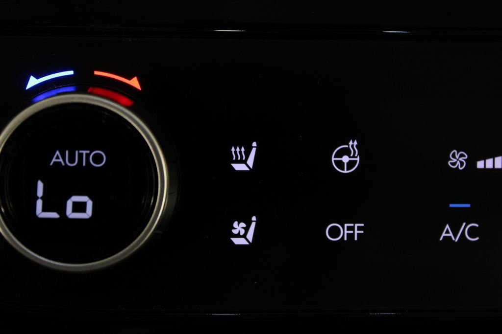Certified 2025 Hyundai Tucson Limited image 26