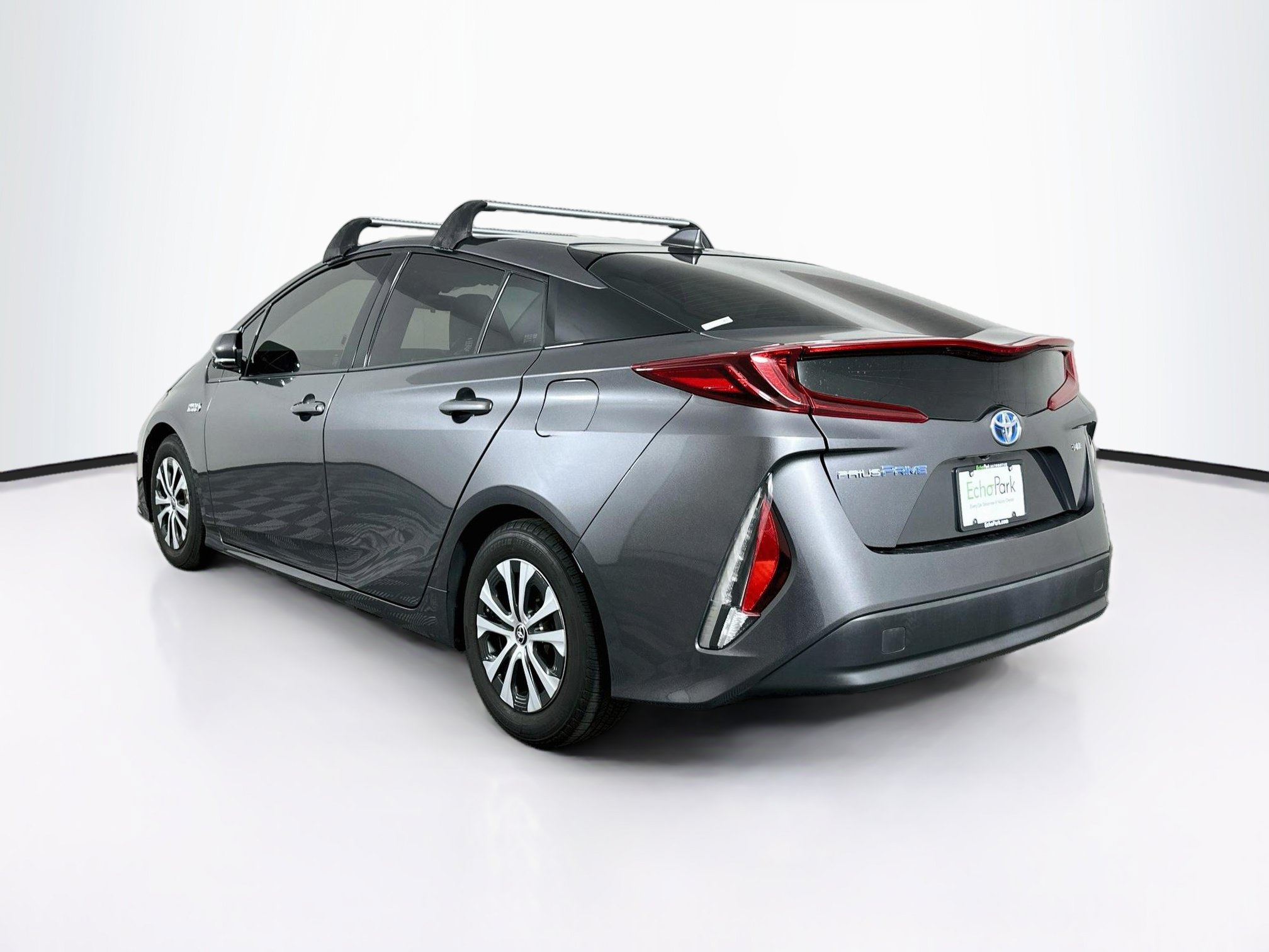 Used 2020 Toyota Prius Prime XLE FWD image 5