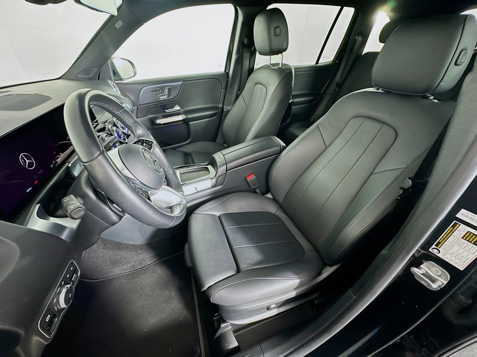 Used 2024 Mercedes-Benz GLB 250 GLB 250 image 13