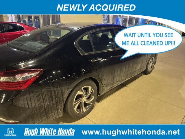 Used 2017 Honda Accord LX image 9