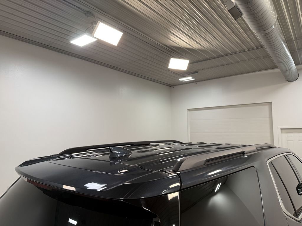 Used 2019 Chevrolet Traverse LT image 44