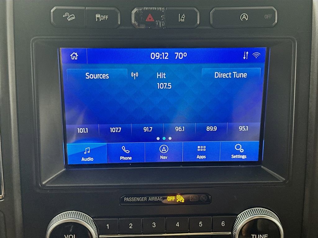 Used 2021 Ford Expedition Max Limited image 17