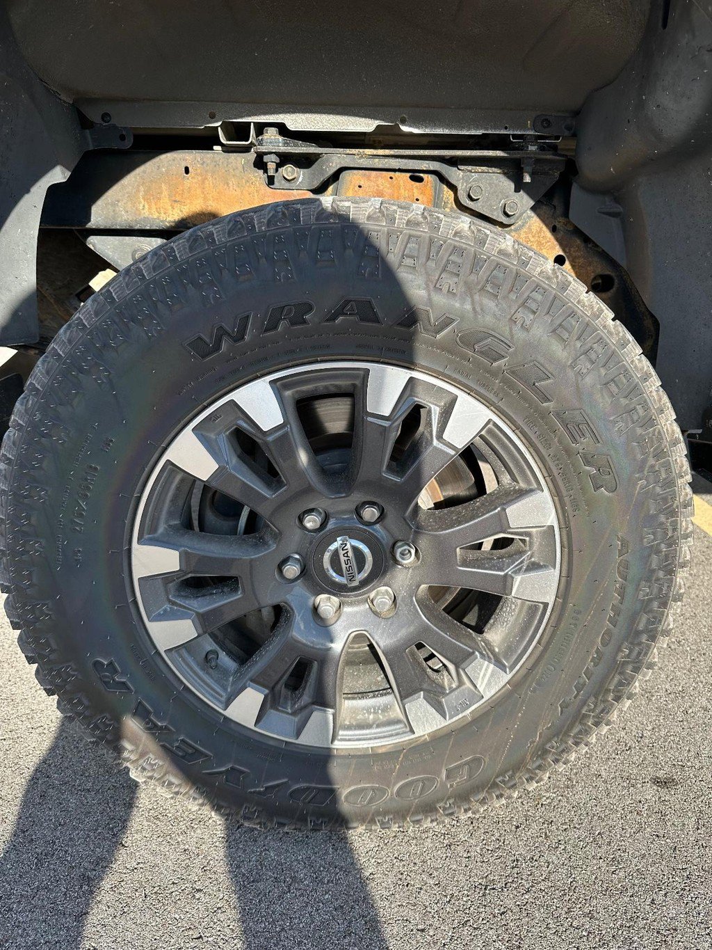 Used 2016 Nissan Titan PRO-4X w/ Pro-4x Convenience Package AWD/4WD image 16