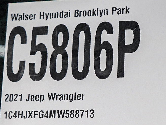 Used 2021 Jeep Wrangler Unlimited Rubicon w/ Uconnect 4C Nav & Sound Group AWD/4WD image 32