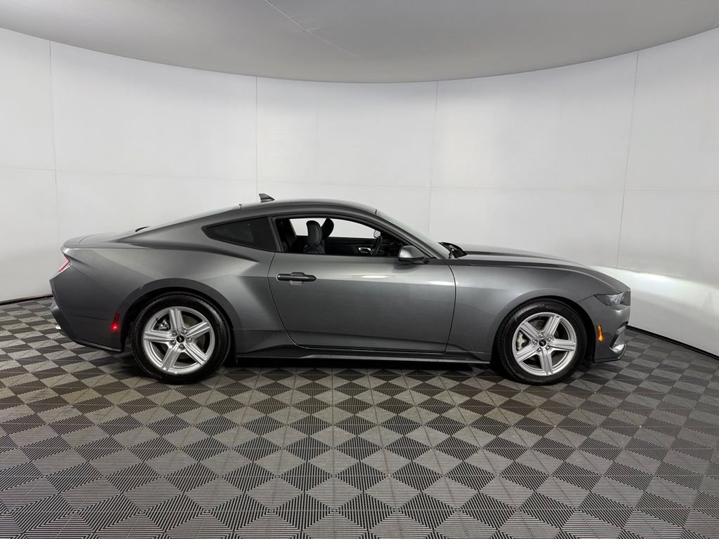 Used 2026 Ford Mustang Premium RWD image 6