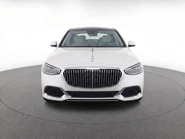 Used 2024 Mercedes-Benz Maybach S 680 4MATIC image 2