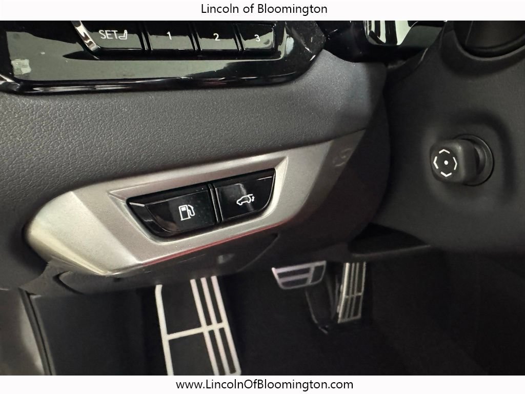 Used 2024 Lexus RX 500h F Sport AWD/4WD image 40