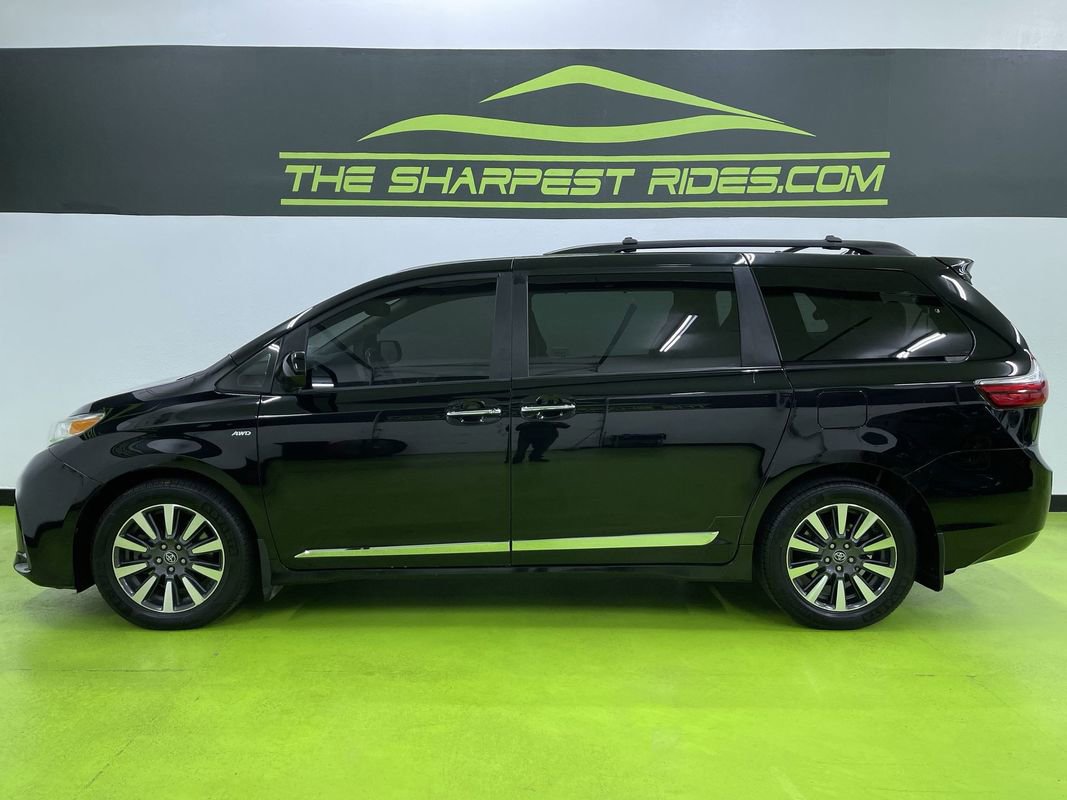 Used 2019 Toyota Sienna XLE w/ XLE Navigation Package image 6