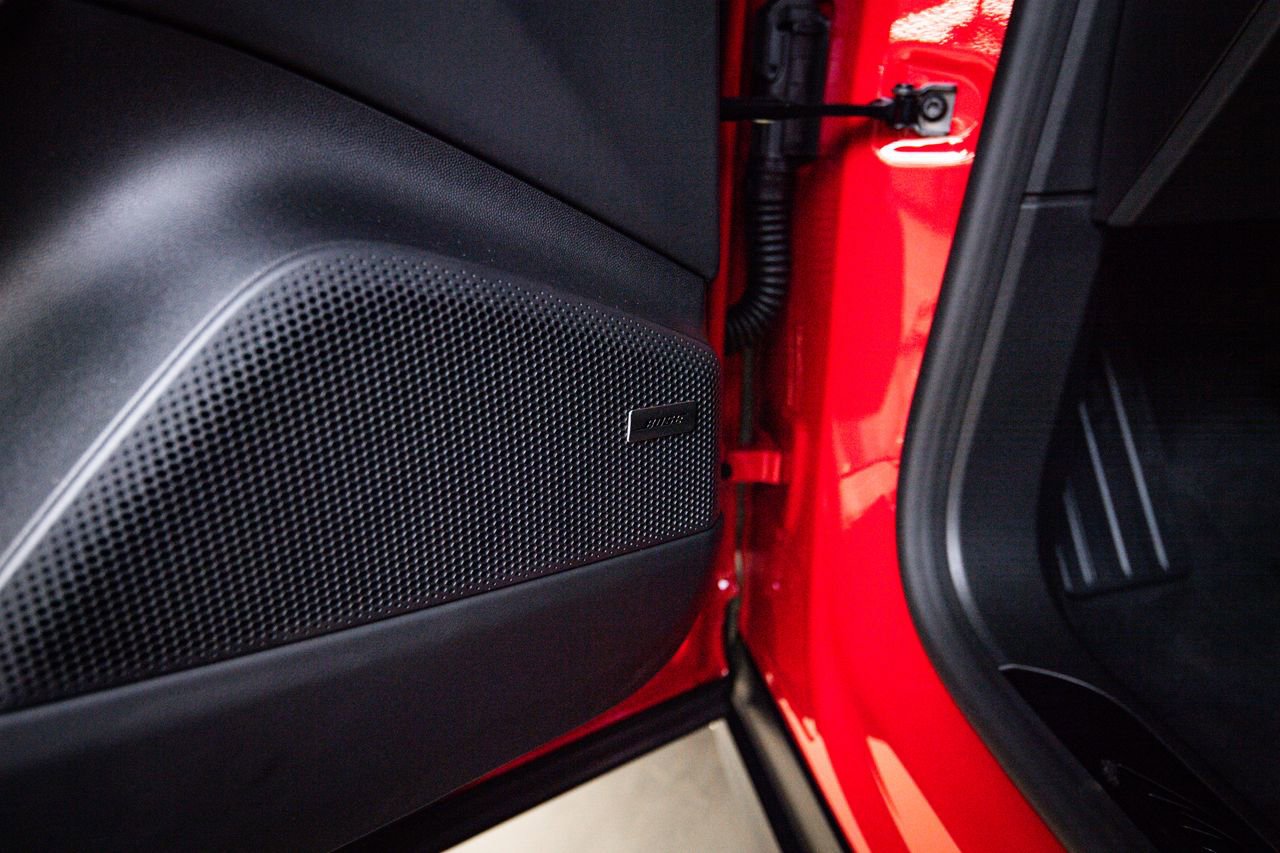 New 2026 Porsche Macan GTS Electric image 21