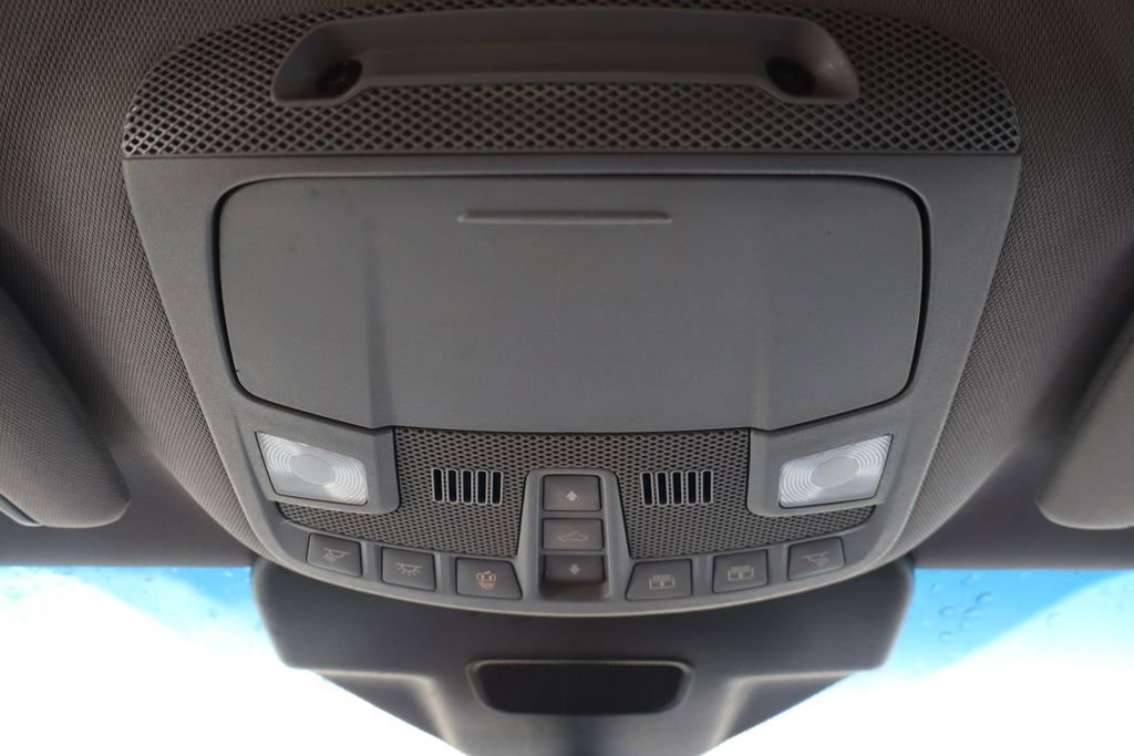 Used 2020 Lincoln Nautilus Reserve w/ Equipment Group 201A AWD/4WD image 21