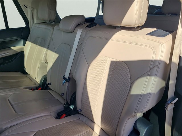 Used 2024 Ford Expedition Max Limited image 16