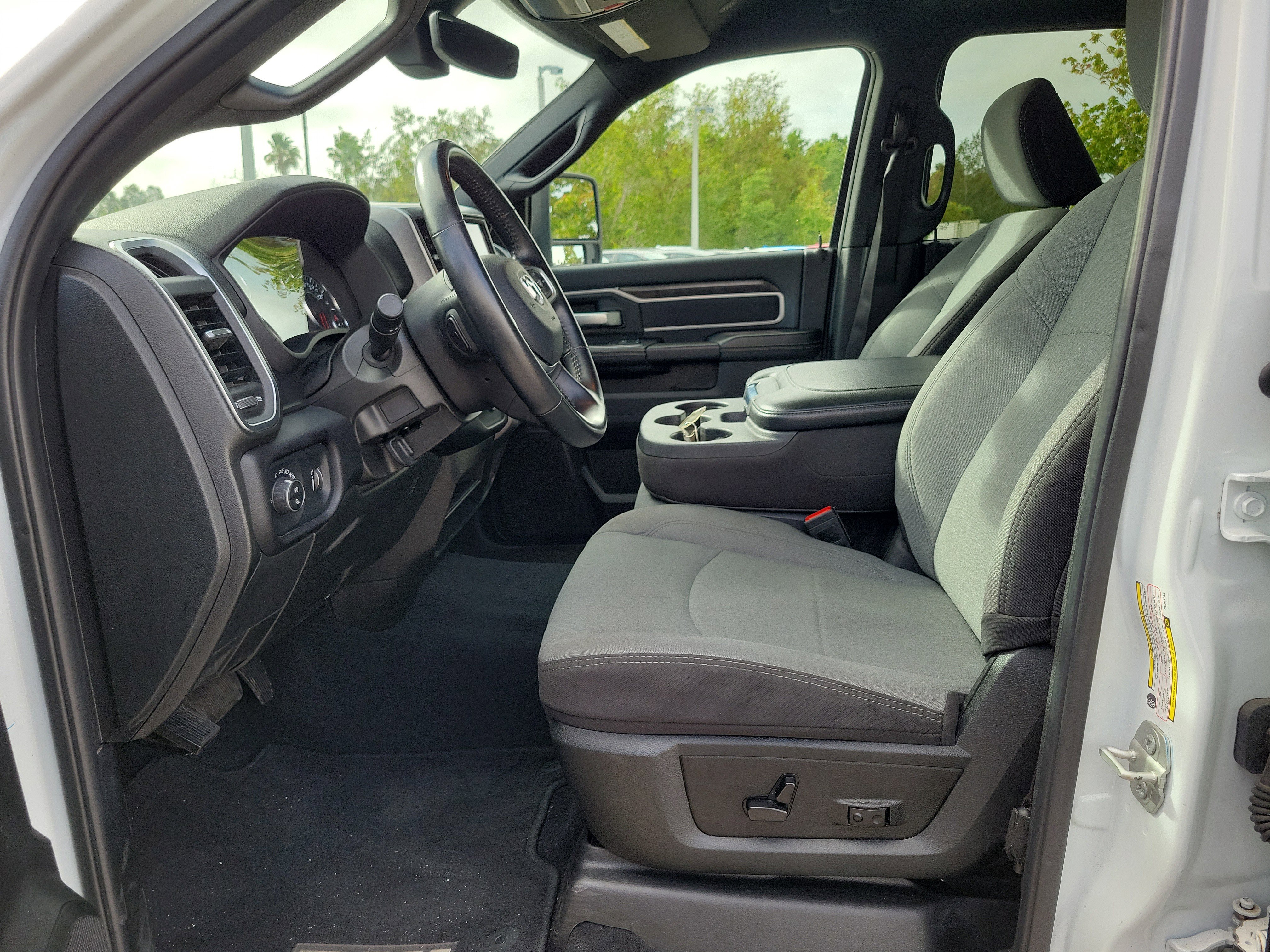 Used 2024 RAM 2500 Big Horn image 21