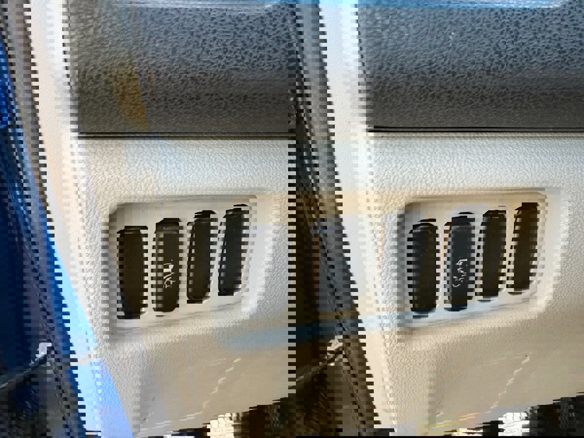 Used 2017 Mitsubishi Outlander Sport ES FWD image 19