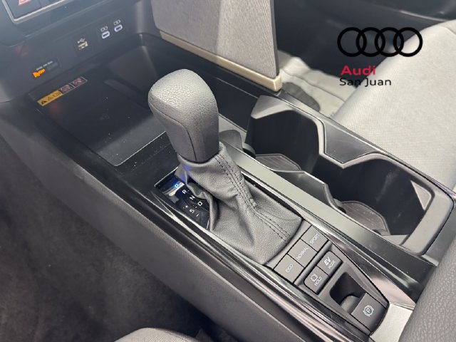 Used 2025 Toyota Camry LE FWD image 32