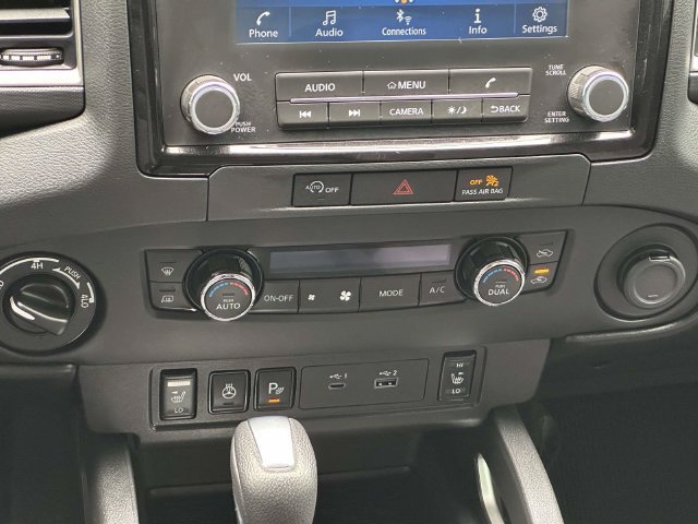 Used 2024 Nissan Frontier SV w/ Technology Package AWD/4WD image 19