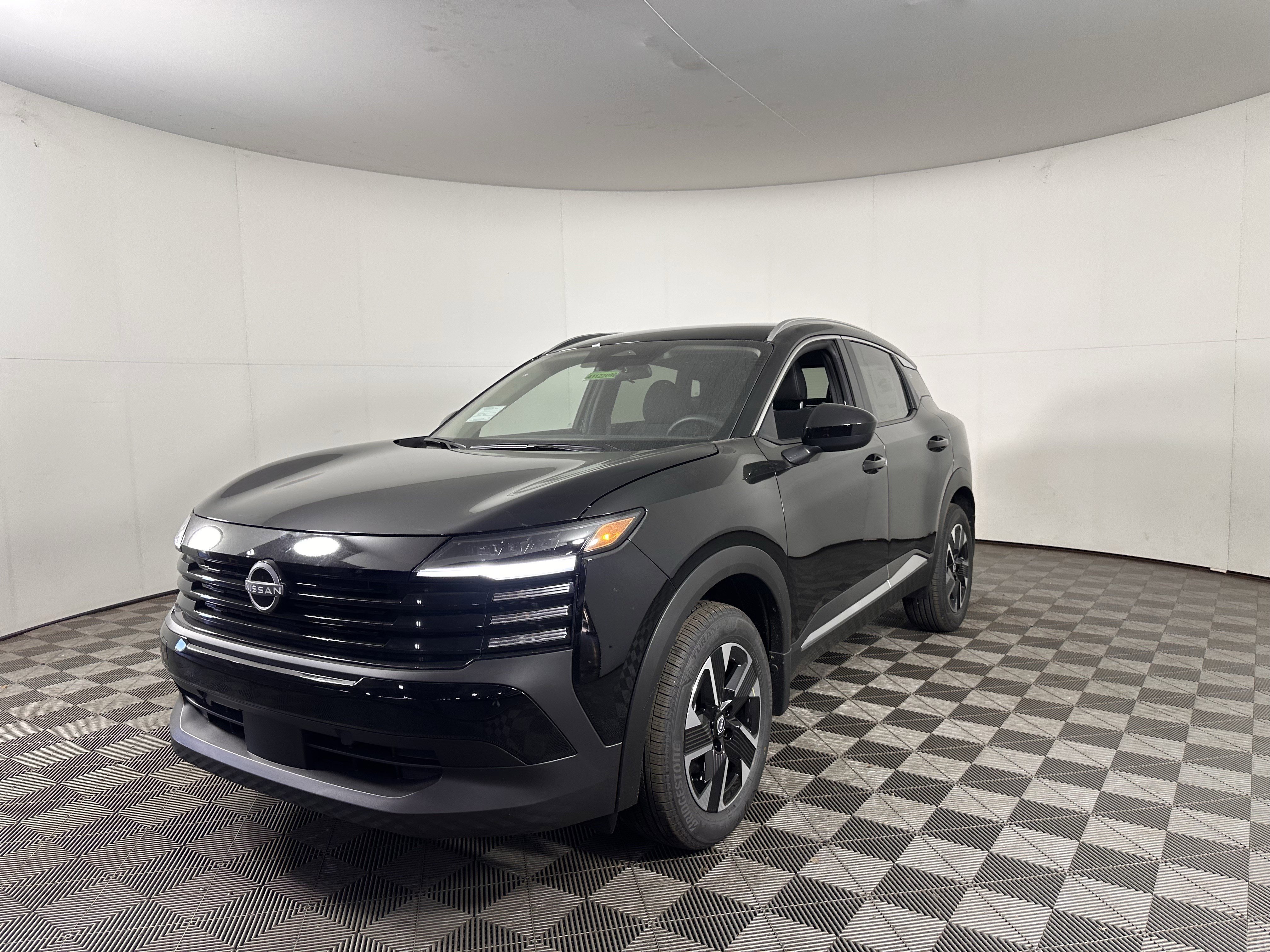 Certified 2026 Nissan Kicks SV w/ Cold Weather Package AWD/4WD image 3