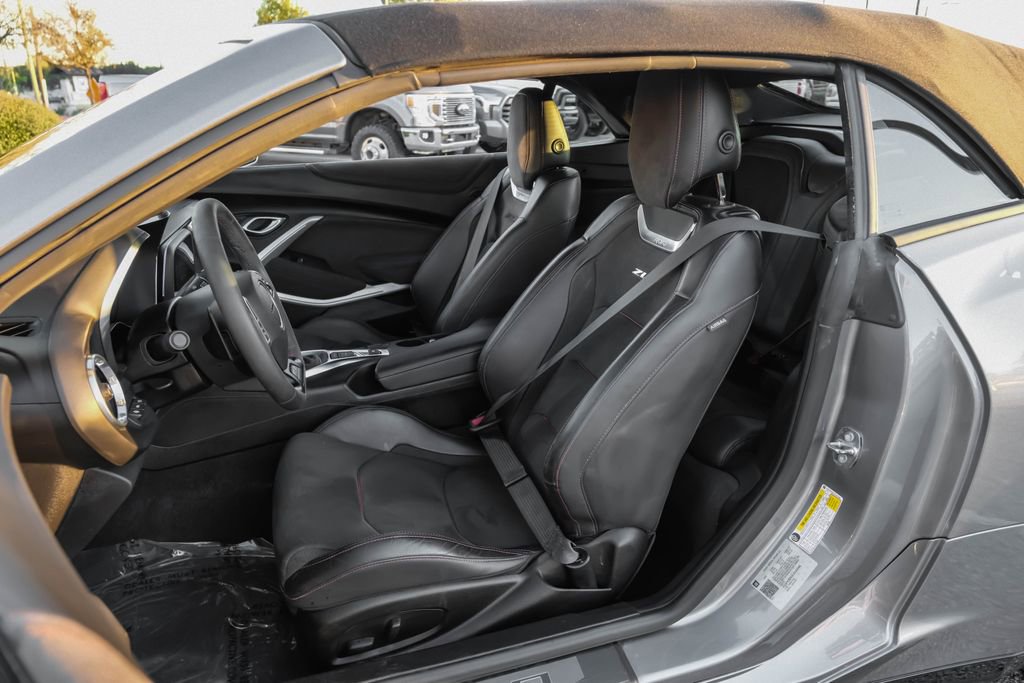 Used 2020 Chevrolet Camaro ZL1 image 36