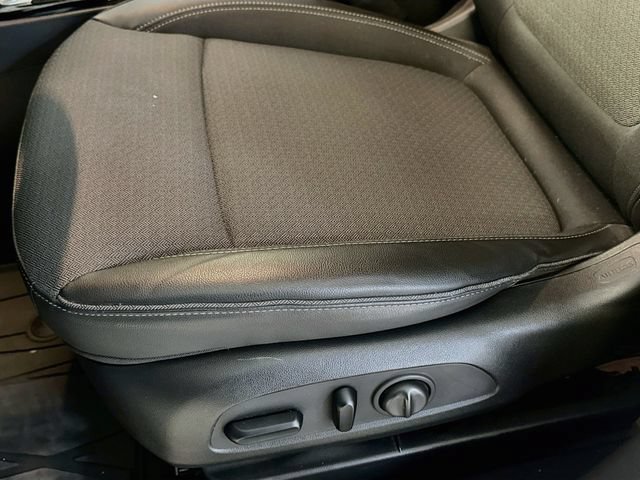 Used 2023 Buick Encore GX Preferred w/ Cold Weather Comfort Package AWD/4WD image 19