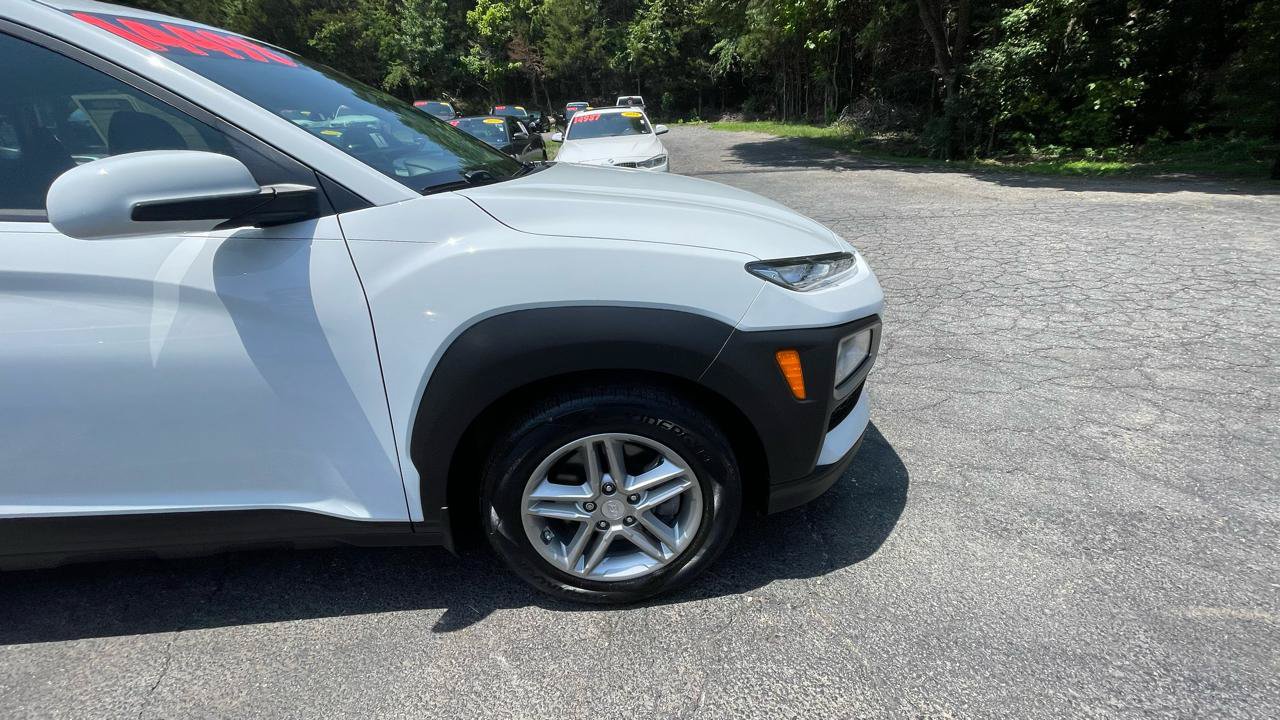 Used 2020 Hyundai Kona SE AWD/4WD image 12