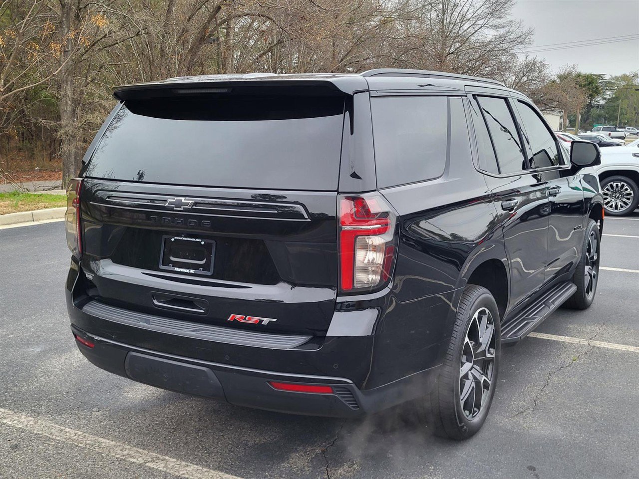 Used 2023 Chevrolet Tahoe RST w/ Luxury Package image 2