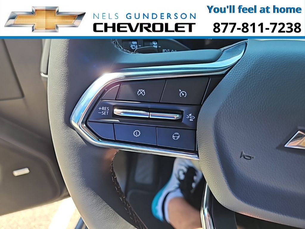 New 2025 Chevrolet Suburban LT w/ Advanced Technology Package image 35