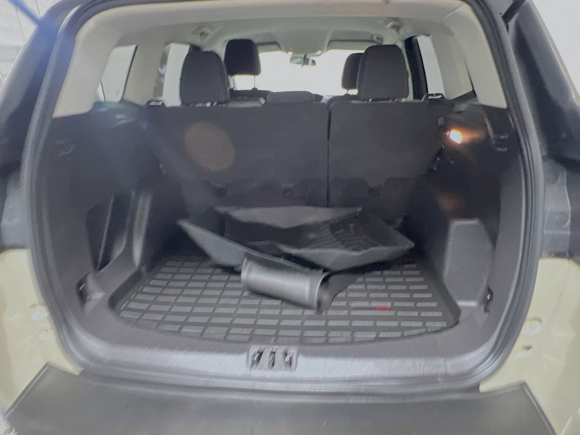 Used 2017 Ford Escape SE FWD image 34
