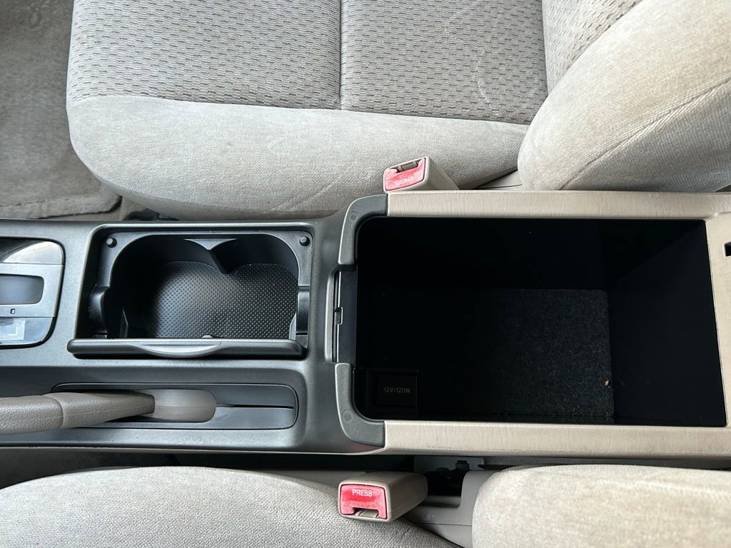 Used 2003 Toyota Camry image 26