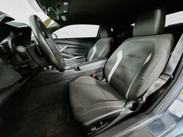 Used 2023 Chevrolet Camaro LT w/ Technology Package RWD image 10
