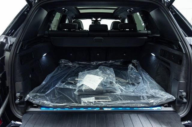 New 2026 BMW X5 xDrive50e AWD/4WD image 13