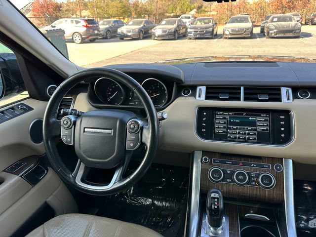 Used 2016 Land Rover Range Rover Sport HSE image 18