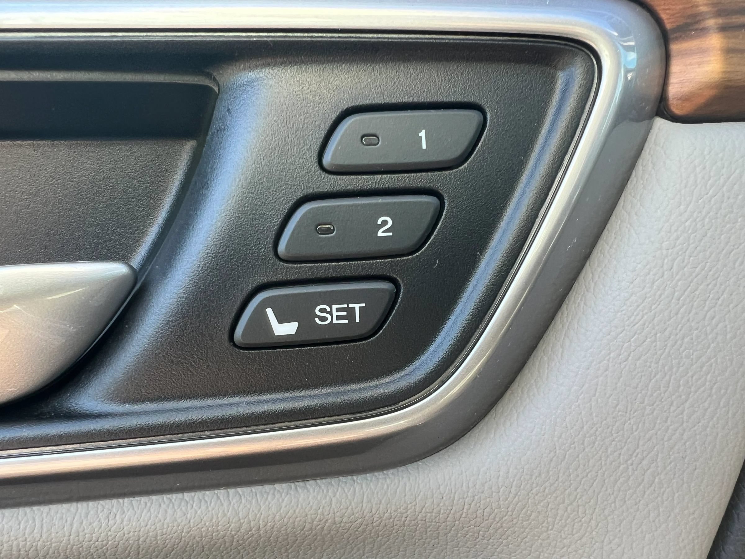 Used 2018 Honda CR-V EX-L image 19