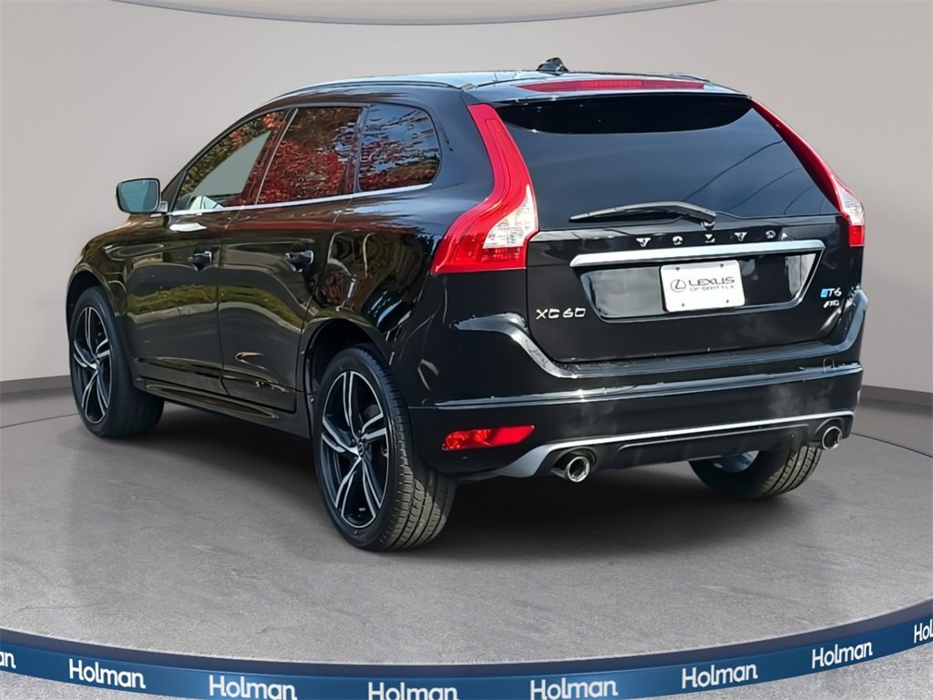 Used 2017 Volvo XC60 T6 R-Design w/ Climate Package image 8