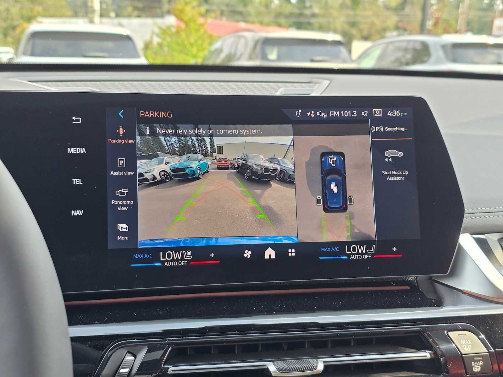 Used 2025 BMW X1 xDrive28i w/ Premium Package image 23