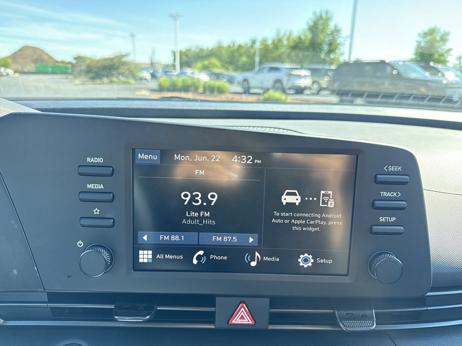 New 2026 Hyundai Elantra Sport FWD image 19