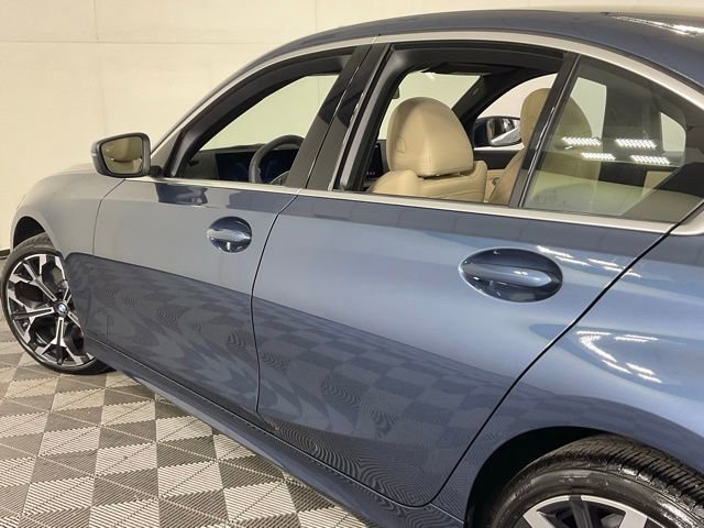 Certified 2025 BMW 330i xDrive Sedan w/ M Sport Package AWD/4WD image 33