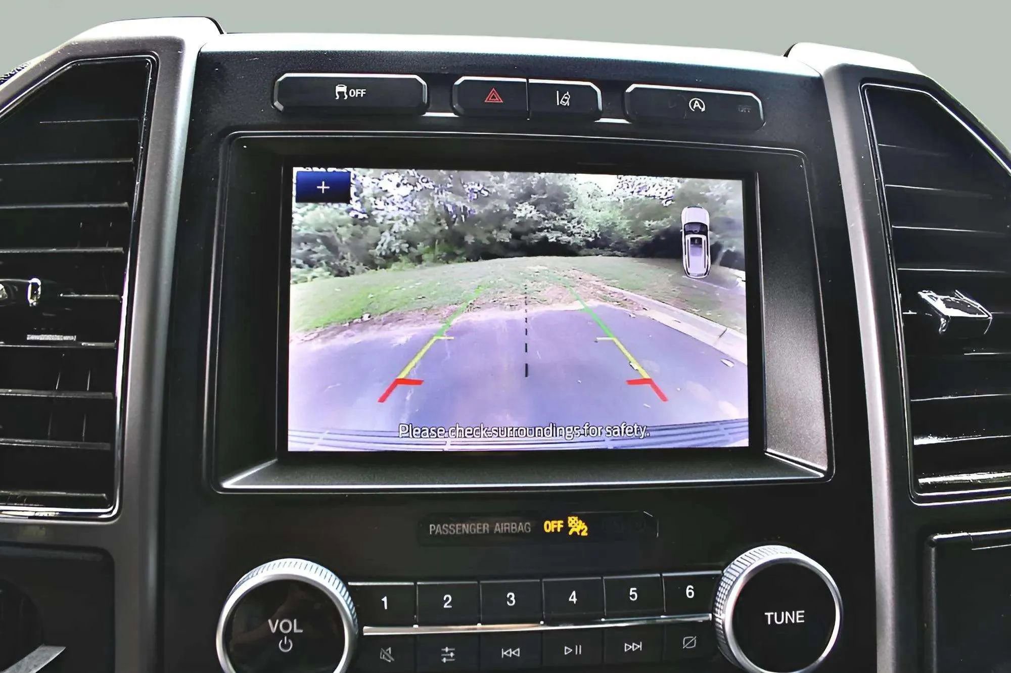 Used 2021 Ford Expedition XLT image 17