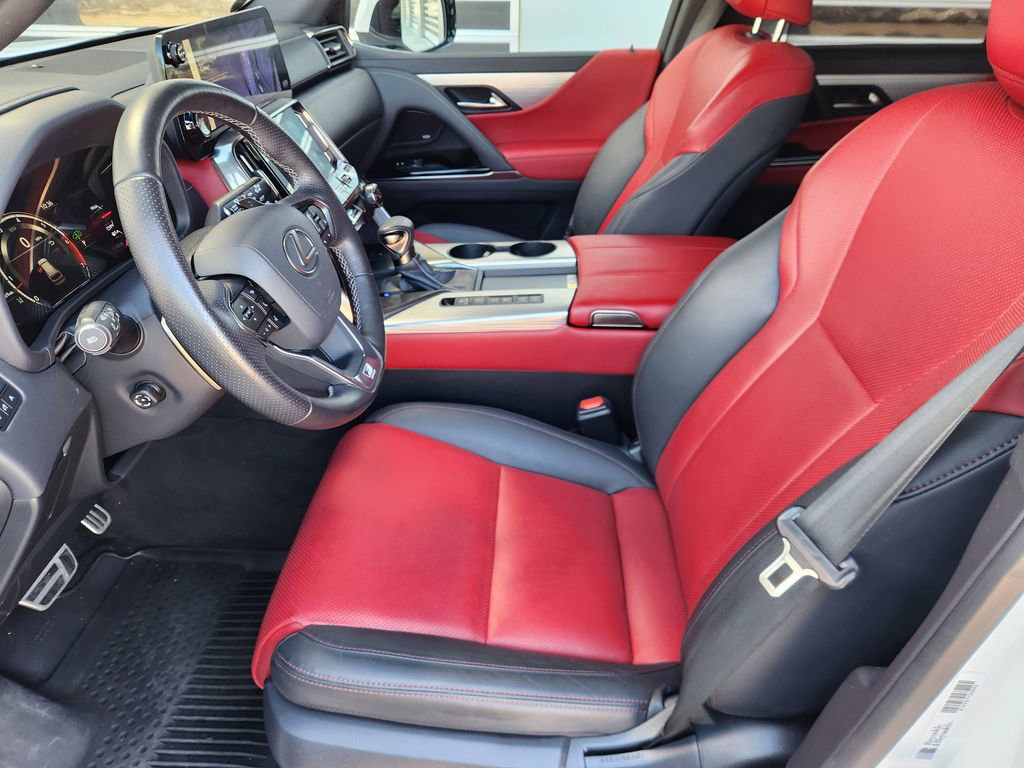 Used 2024 Lexus LX 600 F Sport image 13