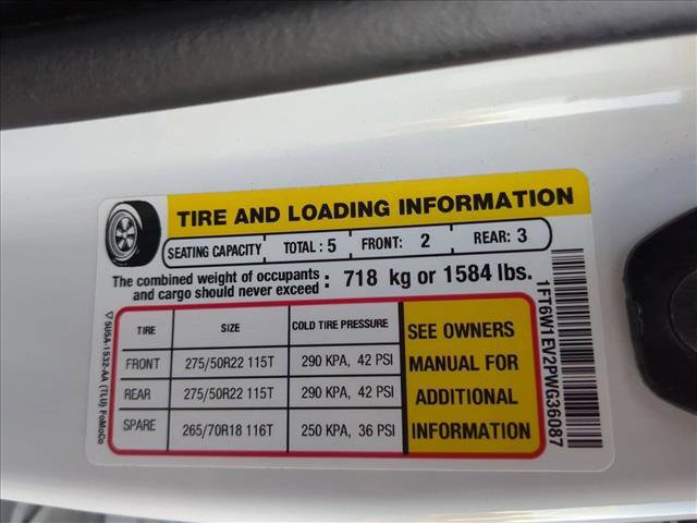 Used 2023 Ford F150 Lightning Platinum image 27