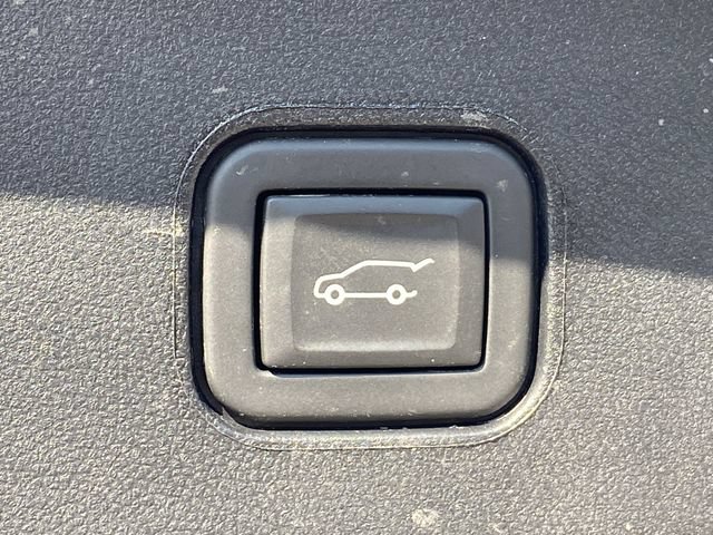 Certified 2024 Cadillac Lyriq Tech w/ Driver Assist Package AWD/4WD image 6