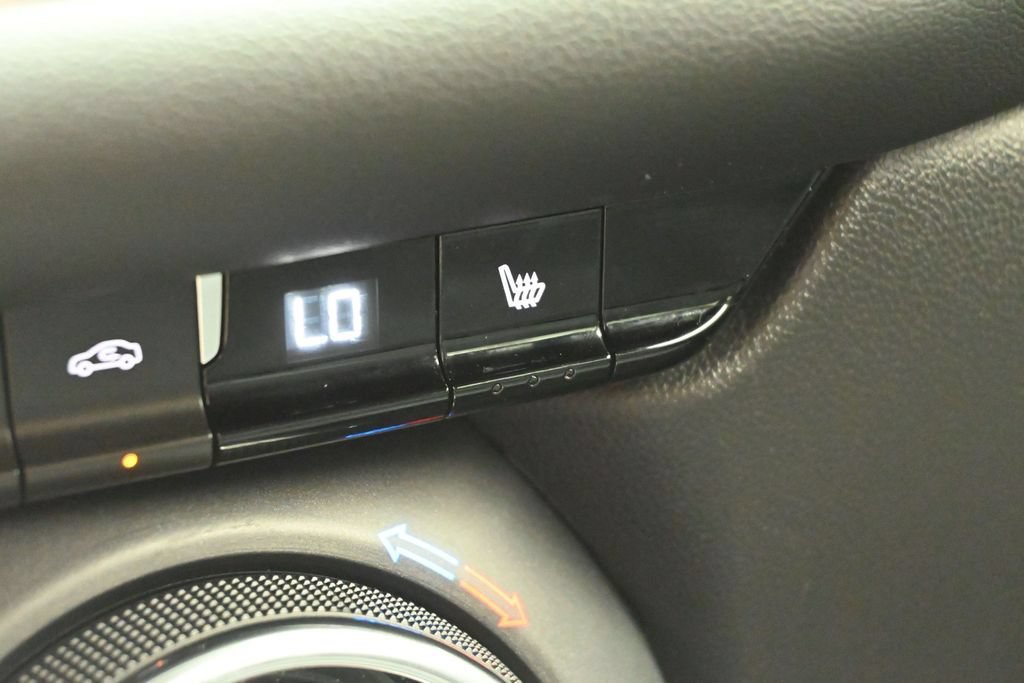 Used 2024 Chevrolet Blazer LT w/ Midnight/Sport Edition FWD image 9